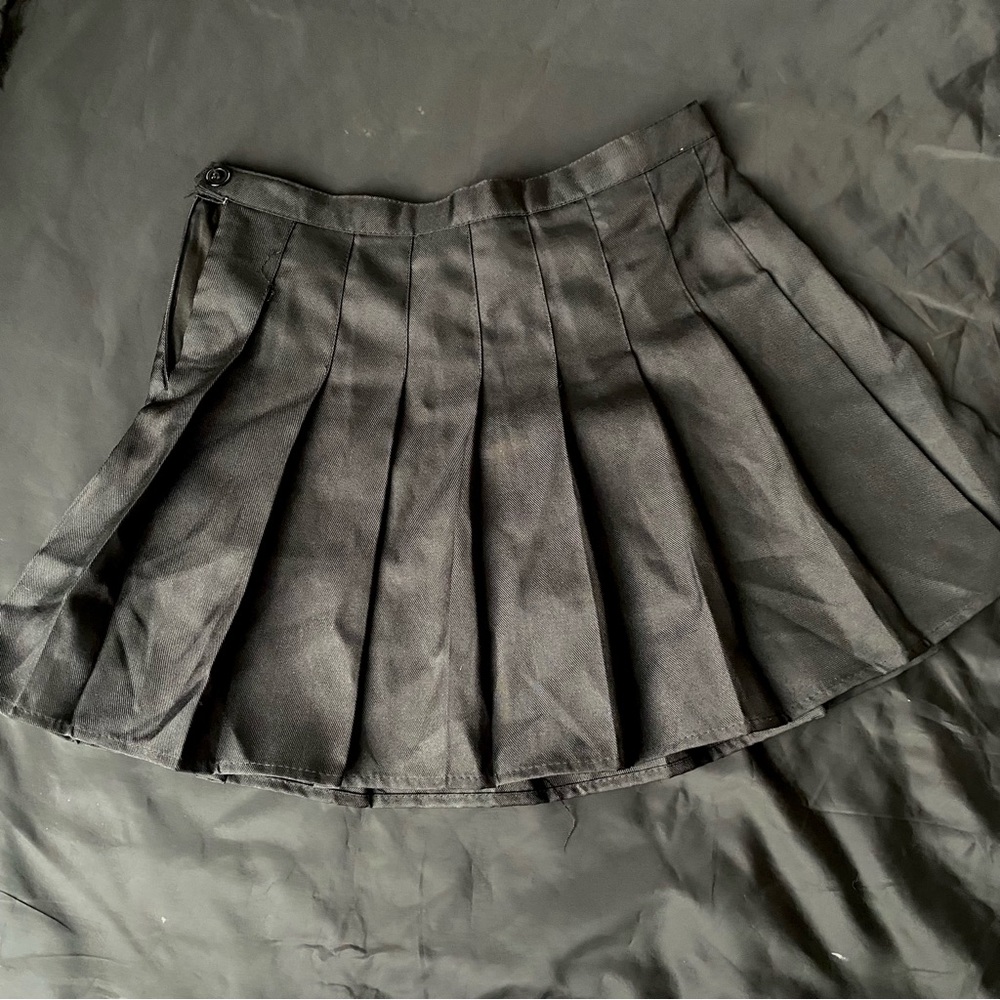 Black tennis skirt
